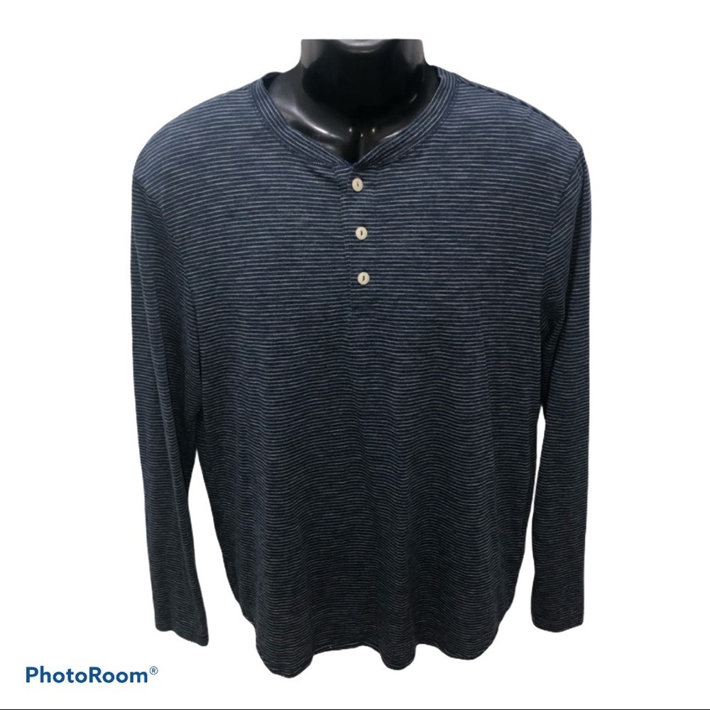 St. John’s Bay Long sleeve shirt🌸